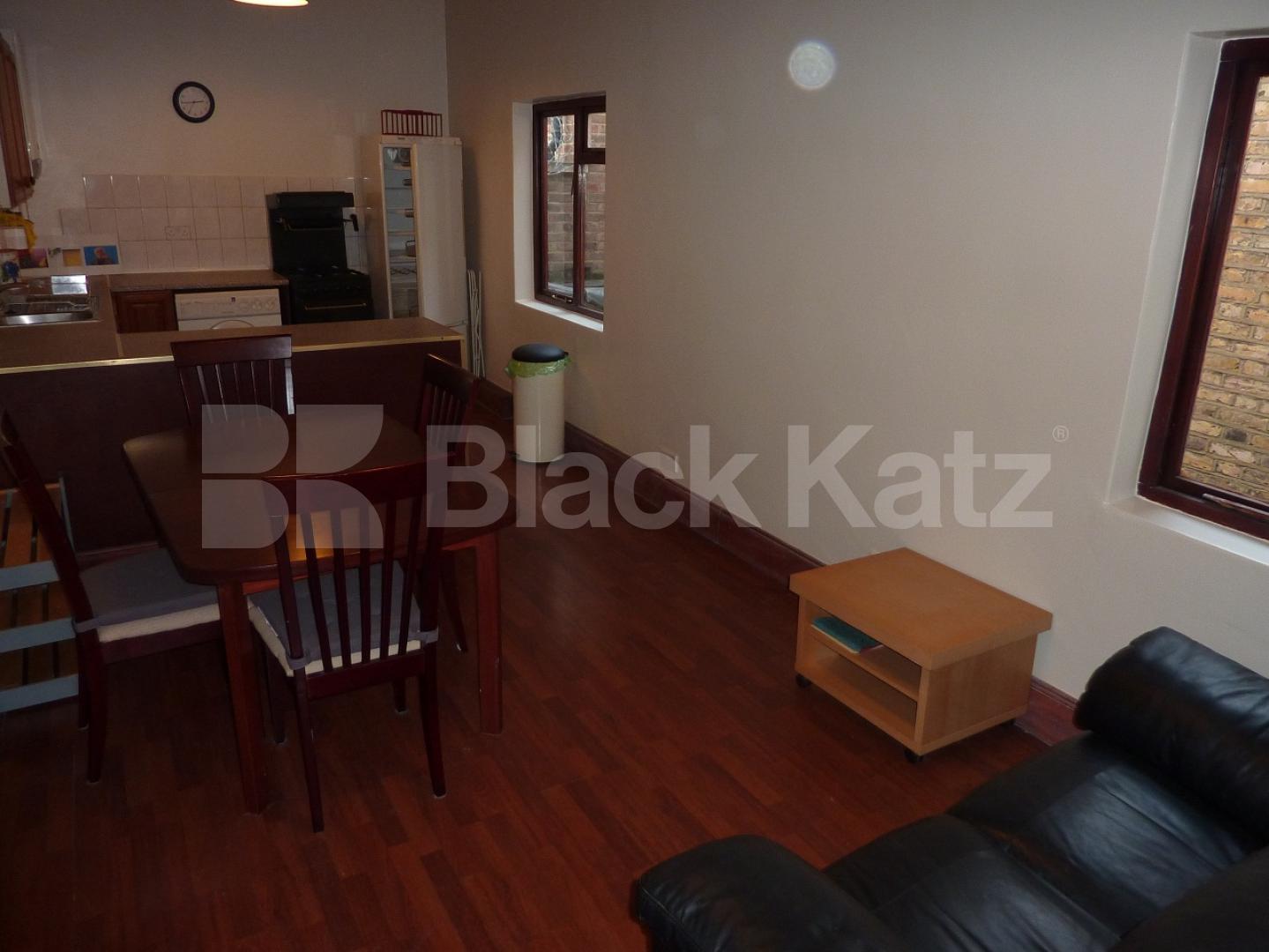 			NEW INSTRUCTION!, 2 Bedroom, 1 bath, 1 reception Flat			 Portobello road, Ladbroke grove